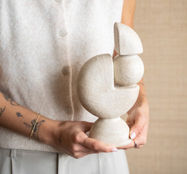 Ornament Balance Beige - Things I Like Things I Love