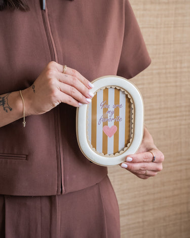 Photo Frame Oval Beige - Things I Like Things I Love