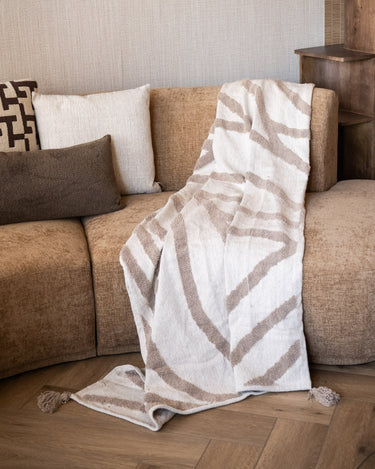 Plaid Majana Beige - Things I Like Things I Love