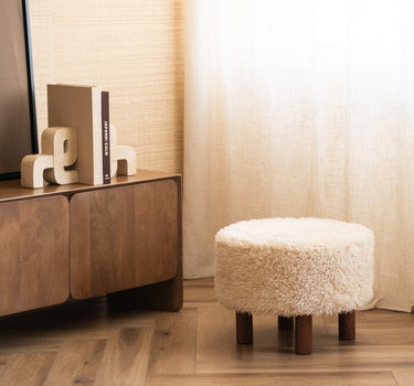 Pouf Inverness Faux Fur - Things I Like Things I Love