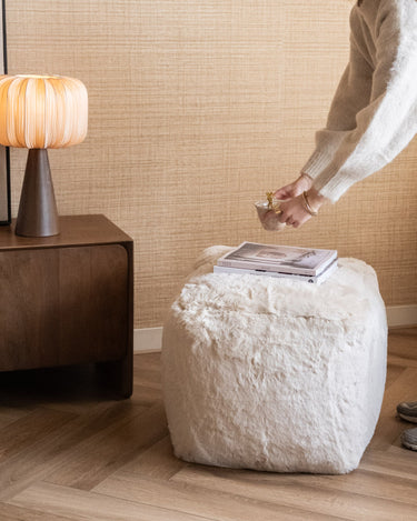 Pouf Misa Fluffy Beige - Things I Like Things I Love