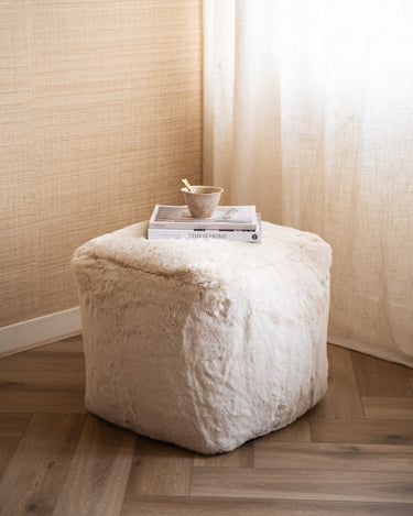 Pouf Misa Fluffy Beige - Things I Like Things I Love