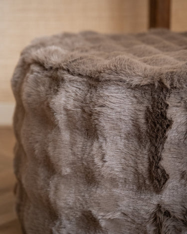 Pouf Olven Fluffy Brown - Things I Like Things I Love