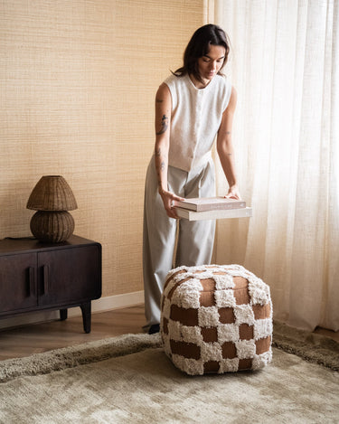 Pouf Rassa Checker Brown - Things I Like Things I Love