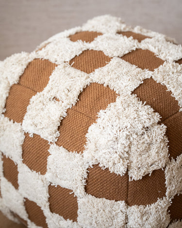 Pouf Rassa Checker Brown - Things I Like Things I Love