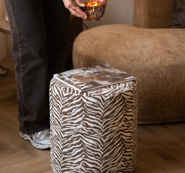 Pouf Tigra Brown - Things I Like Things I Love