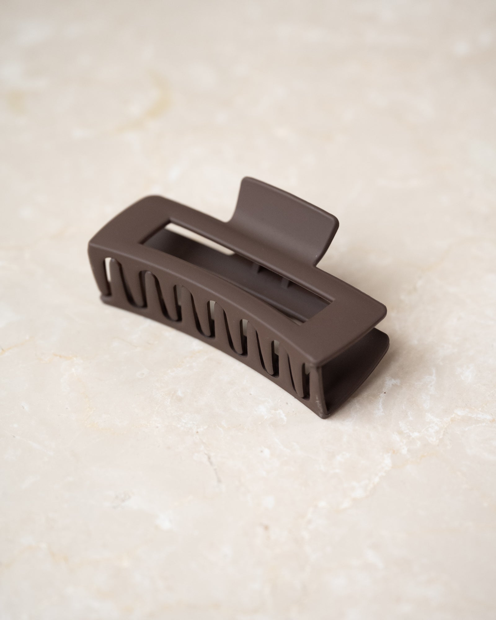 Rectangle Claw Clip Matte Brown – Things I Like Things I Love