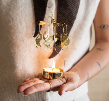 Rotating Tealight Holder Swans - Things I Like Things I Love