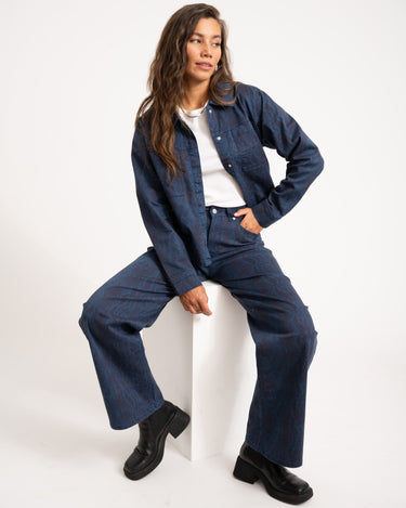 Sarah Overshirt Insignia Blue/Snake - Things I Like Things I Love