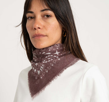 Scarf Fee Brown - Things I Like Things I Love