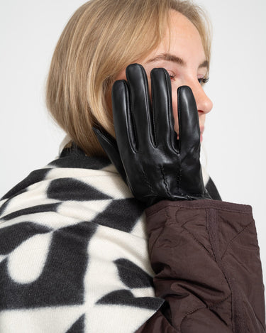 Scarf Harlequin Heart Black - Things I Like Things I Love