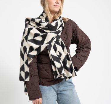 Scarf Harlequin Heart Black - Things I Like Things I Love