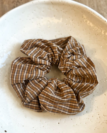 Scrunchie Checked Brown - Things I Like Things I Love