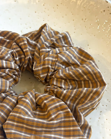 Scrunchie Checked Brown - Things I Like Things I Love