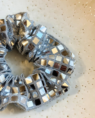 Scrunchie Disco Silver - Things I Like Things I Love