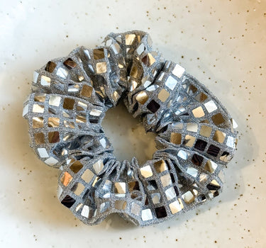 Scrunchie Disco Silver - Things I Like Things I Love