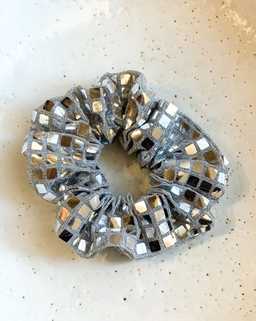 Scrunchie Disco Silver - Things I Like Things I Love