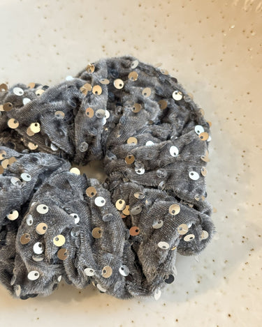 Scrunchie Glam Silver - Things I Like Things I Love