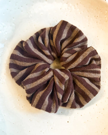 Scrunchie Knitted Brown Stripy - Things I Like Things I Love