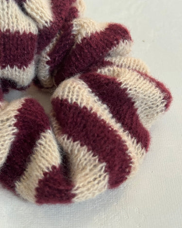 Scrunchie Knitted Burgundy Stripy - Things I Like Things I Love