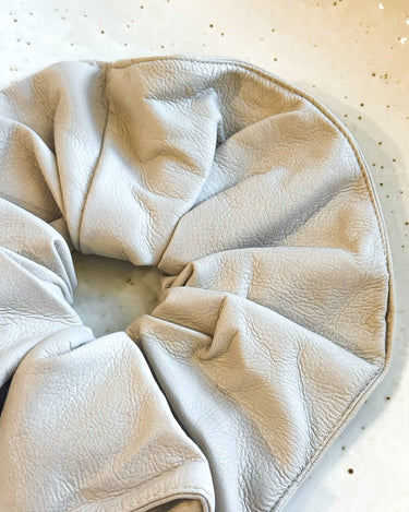 Scrunchie PU Offwhite - Things I Like Things I Love