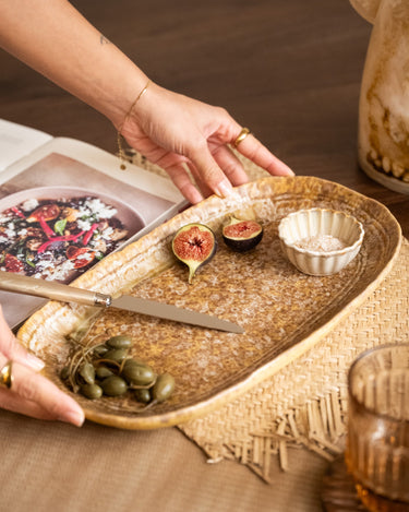 Serving Plate Marron Intense - Things I Like Things I Love