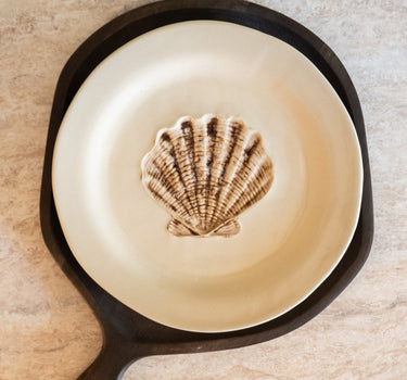 Serving Plate Shell Ceramic - Things I Like Things I Love