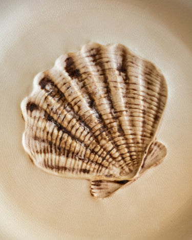 Serving Plate Shell Ceramic - Things I Like Things I Love