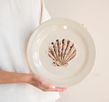Serving Plate Shell Ceramic - Things I Like Things I Love