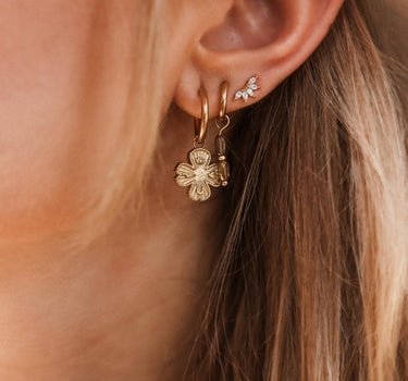 Set of 2 Hoops Wish Me Luck Gold - Things I Like Things I Love