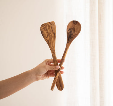 SET OF 2 - Kitchen Spoon Ollie Olive Wood - Things I Like Things I Love