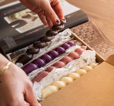 SET OF 4 - Dinner Candle Swirl Earth & Bloomy - Things I Like Things I Love