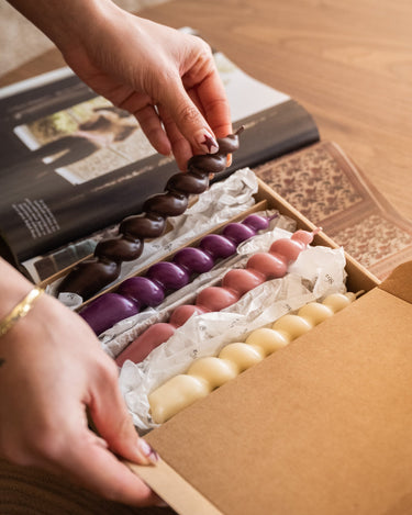 SET OF 4 - Dinner Candle Swirl Earth & Bloomy - Things I Like Things I Love