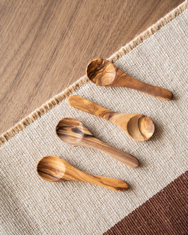 SET OF 4 - Spoon Ollie Olive Wood - Things I Like Things I Love