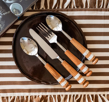 SET VAN 16 - Bestekset Acacia Bruin - Things I Like Things I Love