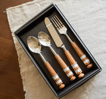 SET VAN 16 - Bestekset Acacia Bruin - Things I Like Things I Love