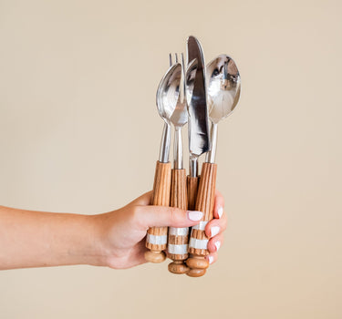 SET VAN 16 - Bestekset Acacia Bruin - Things I Like Things I Love