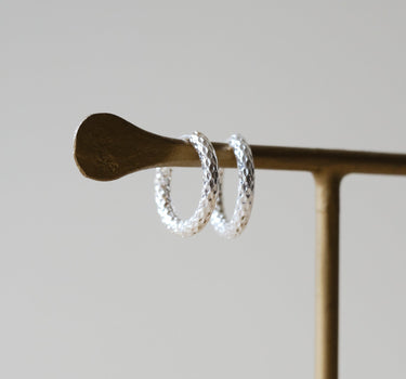 Set van 2 Hilly Hoop Earrings Silver - Things I Like Things I Love