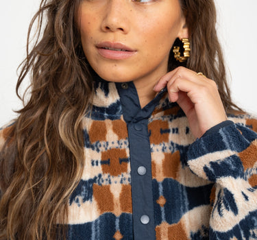 Shirt Sand - Things I Like Things I Love