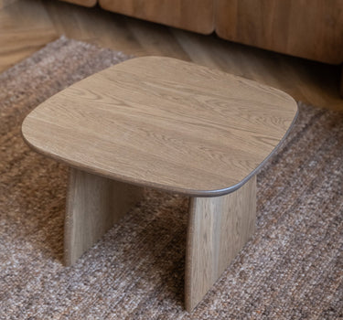 Side Table Tablo Oak - Things I Like Things I Love
