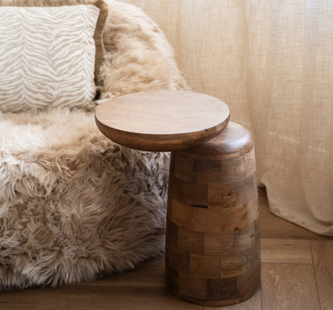 Side Table Woomble Mango Wood - Things I Like Things I Love