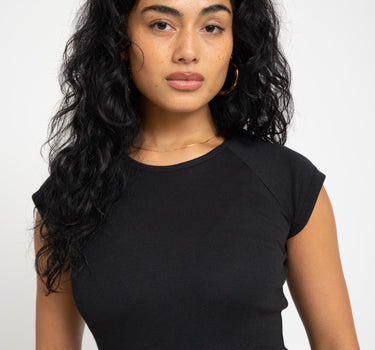 Star Raglan Tee Black - Things I Like Things I Love