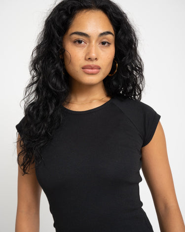 Star Raglan Tee Black - Things I Like Things I Love