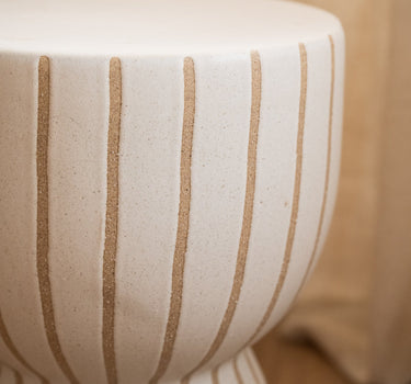 Stool Finara Matte - Things I Like Things I Love