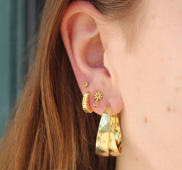 Stud Flower Peridot Green Gold - Things I Like Things I Love