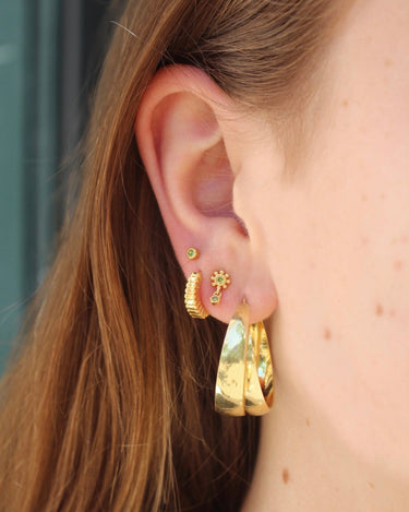 Stud Flower Peridot Green Gold - Things I Like Things I Love