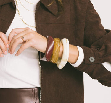 TILTIL Acrylic Squary Bangle Offwhite - Things I Like Things I Love