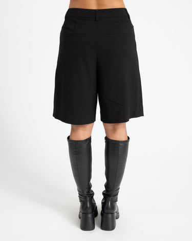 TILTIL Alke Bermuda Black - Things I Like Things I Love