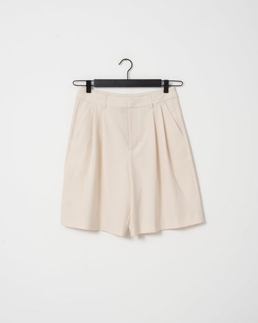 TILTIL Alke Bermuda Off White - Things I Like Things I Love