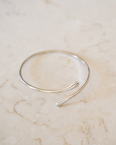 TILTIL Arm Cuff Drippy Silver - Things I Like Things I Love